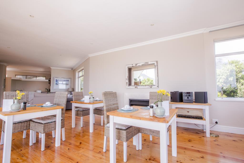 קייפטאון Finchley Guesthouse In Camps Bay מראה חיצוני תמונה